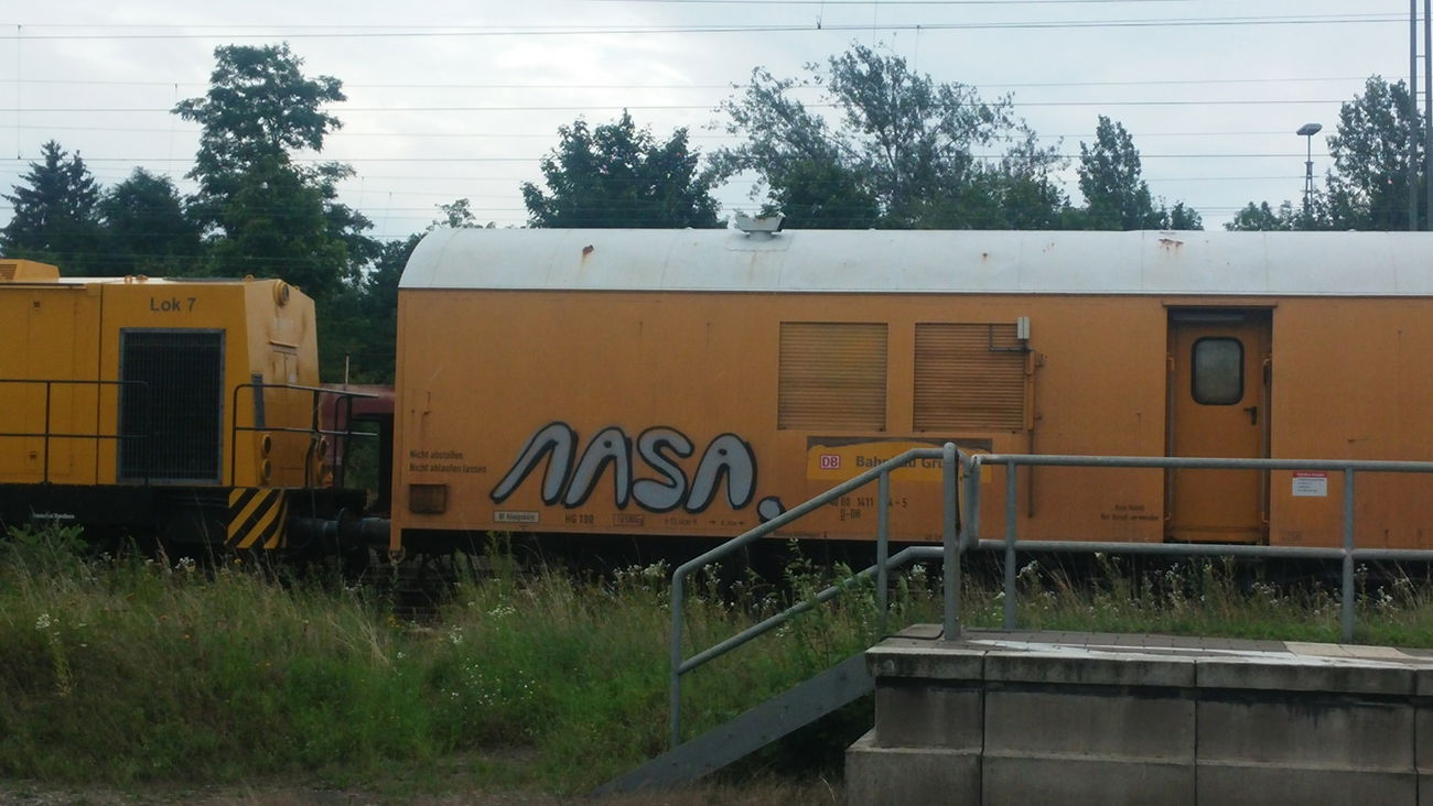 Graffiti Train - Photo by Candyflip