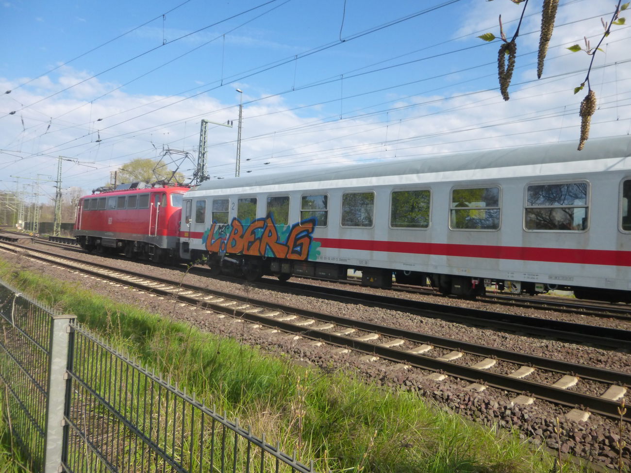 Graffiti Train - Photo by Candyflip - lberg