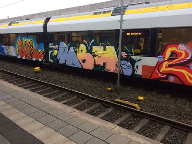 Graffiti Train - Photo by Candyflip