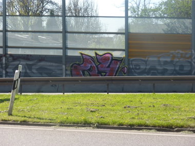 Graffiti Bombing in Magdeburg - Photo by Candyflip - 24