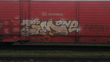 Graffiti Train - Photo by Candyflip
