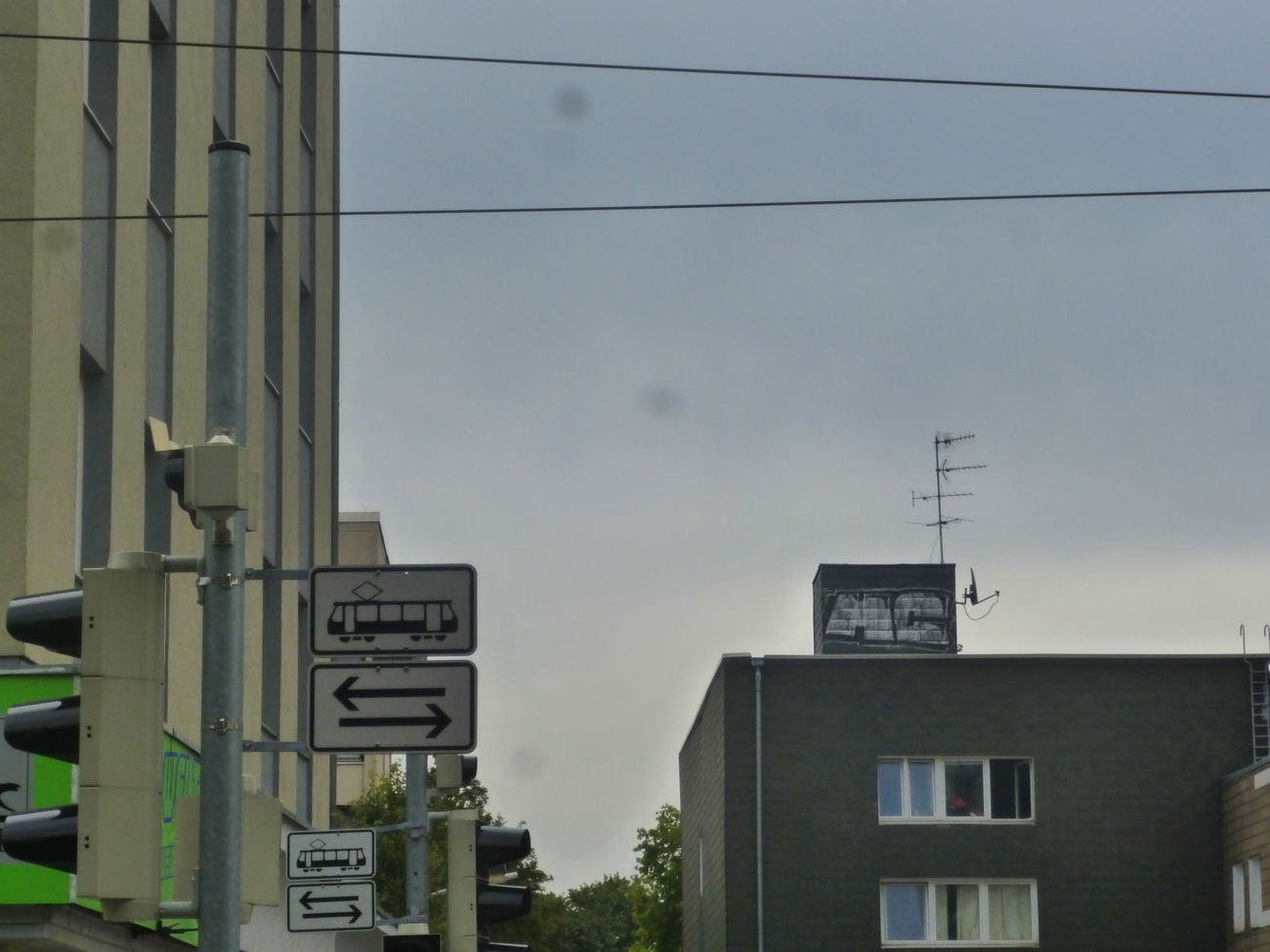 Graffiti Bombing in Braunschweig - Photo by Candyflip - hc, braunschweig