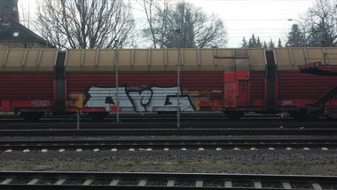 Graffiti Train - Photo by Candyflip - org