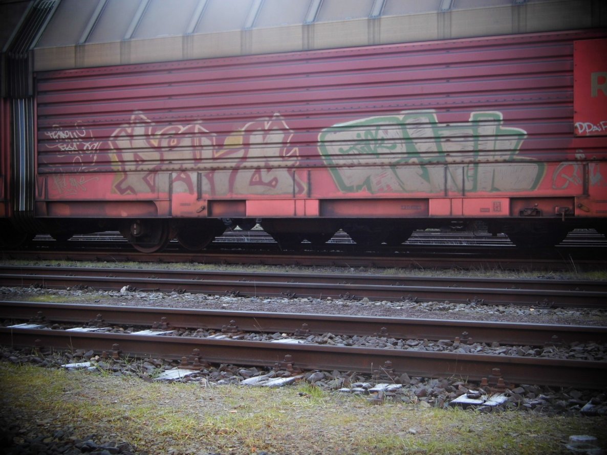 Graffiti Train - Photo by Candyflip