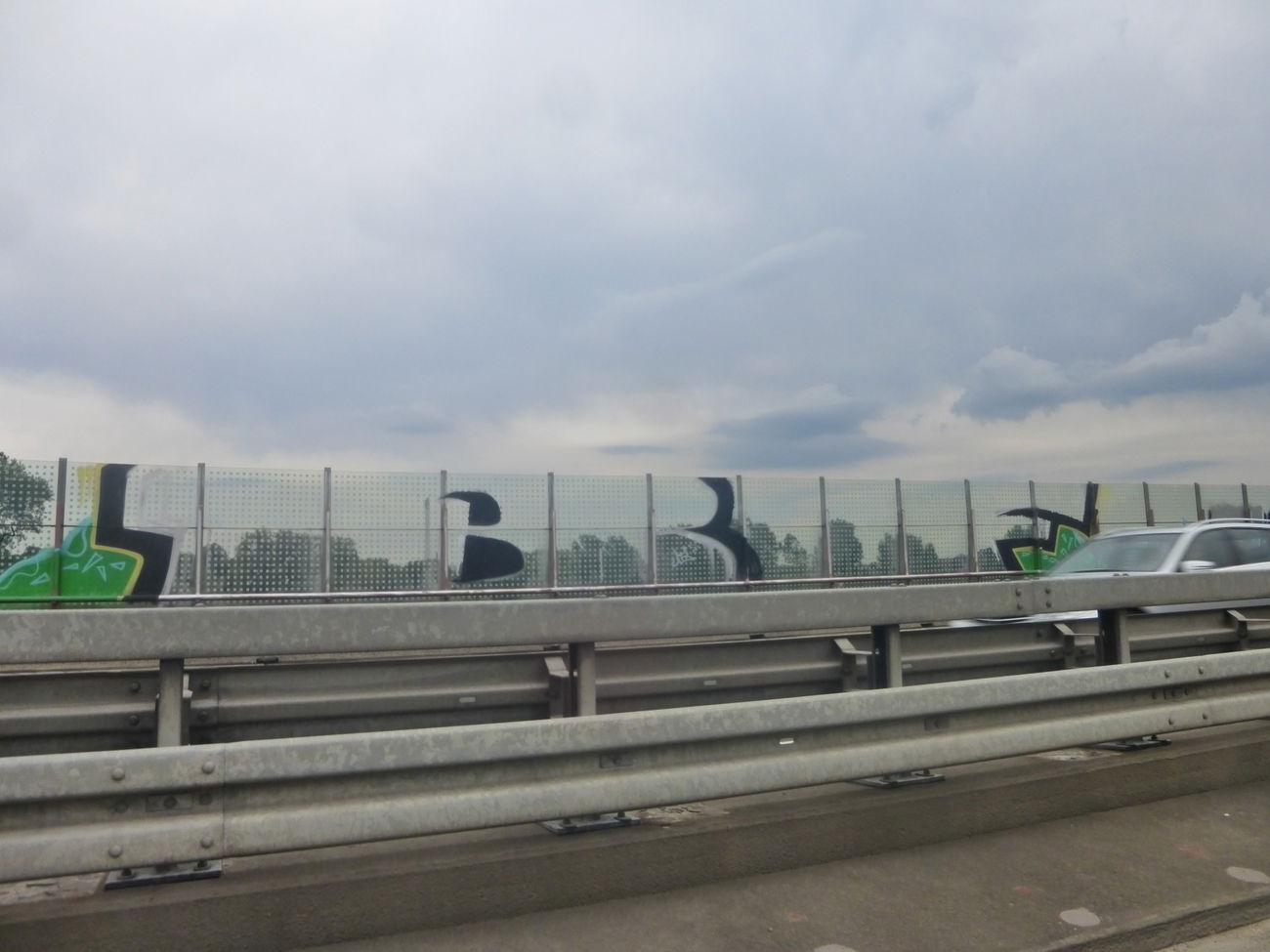 Graffiti Bombing in Braunschweig - Photo by Candyflip - bf, braunschweig