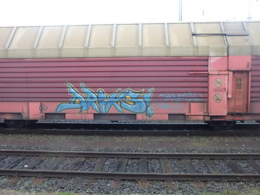 Graffiti Train - Photo by Candyflip - driks