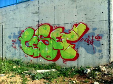 Graffiti Bombing in ?stanbul - Photo by Ceset - Ceset (2013)
