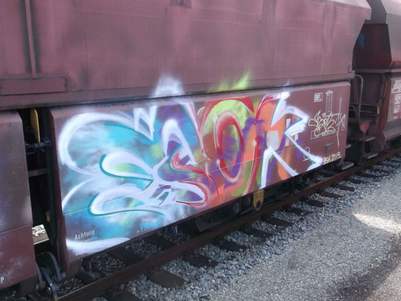 Graffiti Train in Germany - Photo by Chabonaut - Esok, Bsk, Gueter (2013)