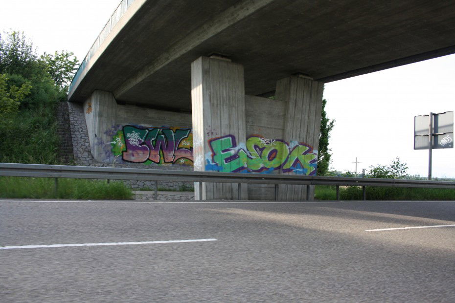 Graffiti Bombing in Germany - Photo by Chabonaut - Esok, BSK, BWL (2013)