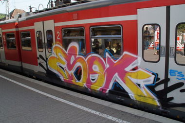 Graffiti Train in Germany - Photo by Chabonaut - Esok, Bsk, Essi (2013)