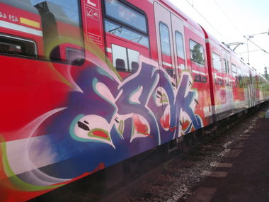 Graffiti Train - Photo by Chabonaut - Esok, Essi, Bsk (2013)
