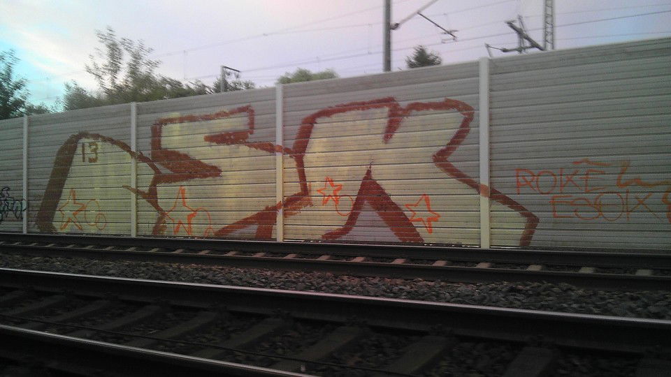 Graffiti Bombing - Photo by Chabonaut - Big, Size, Killers (2013)