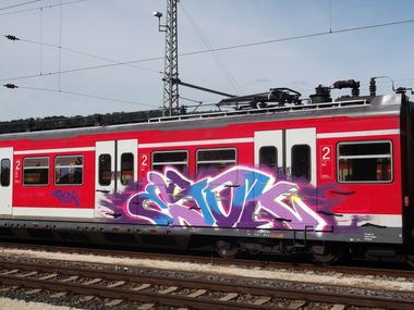 Graffiti Train - Photo by Chabonaut - Esok, Stuggi, Stuttgart (2013)
