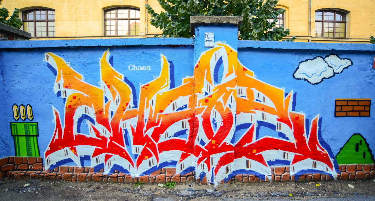 Graffiti Wall - Photo by Chaos - supernerds, zaszpitalna, mario4life (2016)