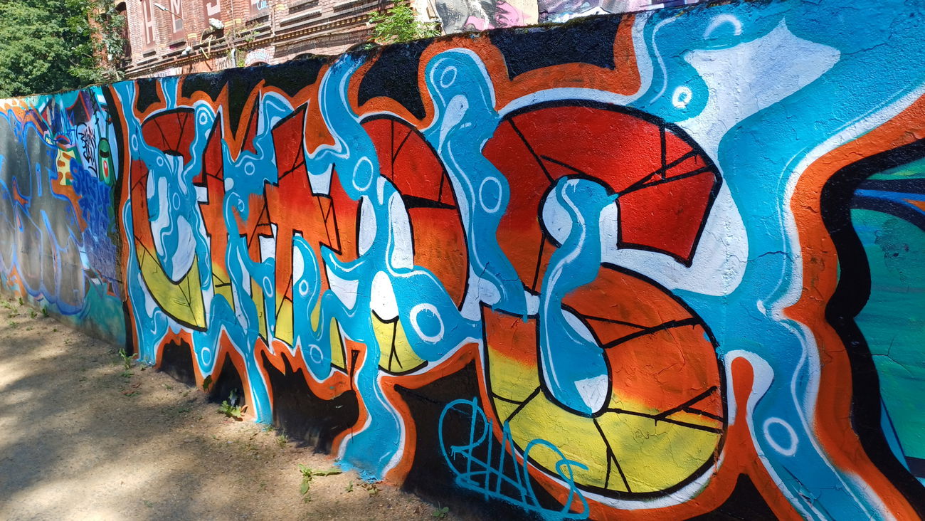 Graffiti Wall - Photo by Chaos1305 (2025)