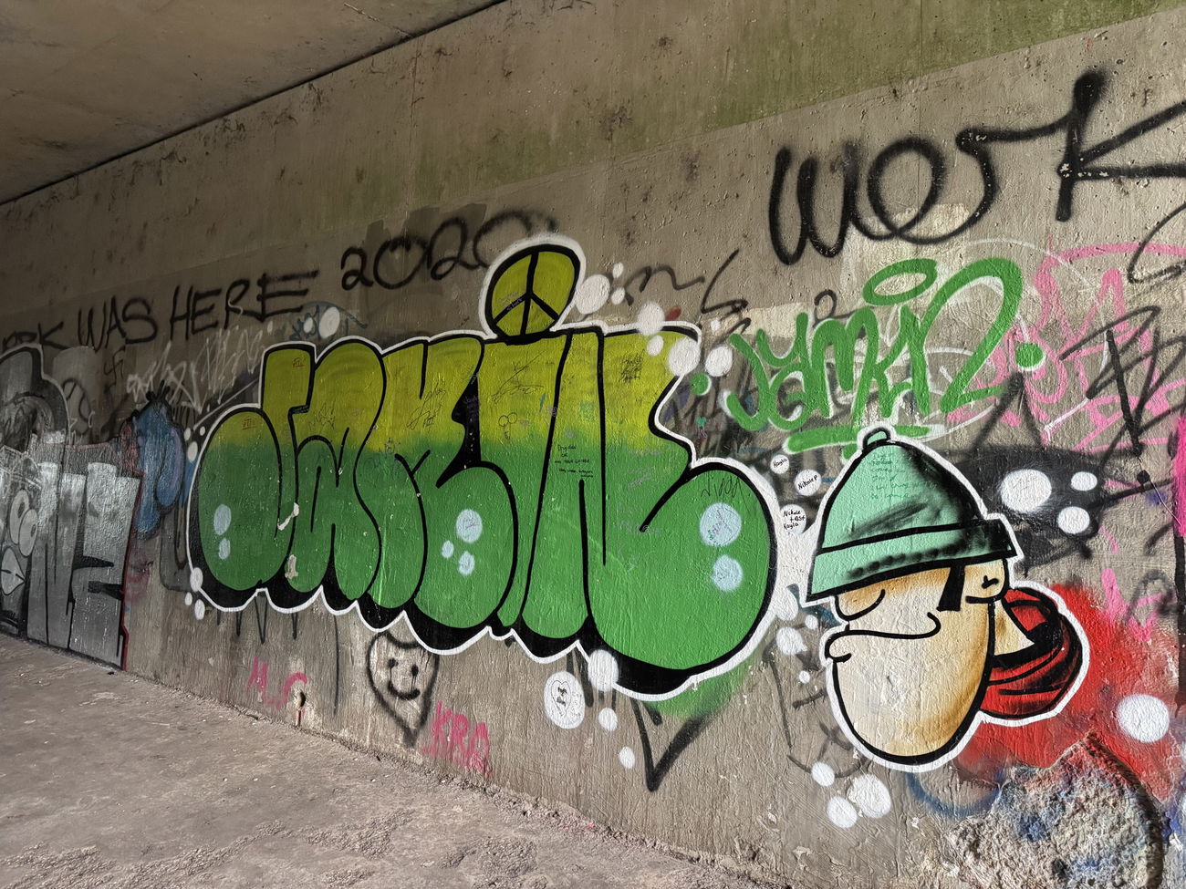 Graffiti Wall - Photo by Chels23 - Mins, Minz, Jamin (2024)