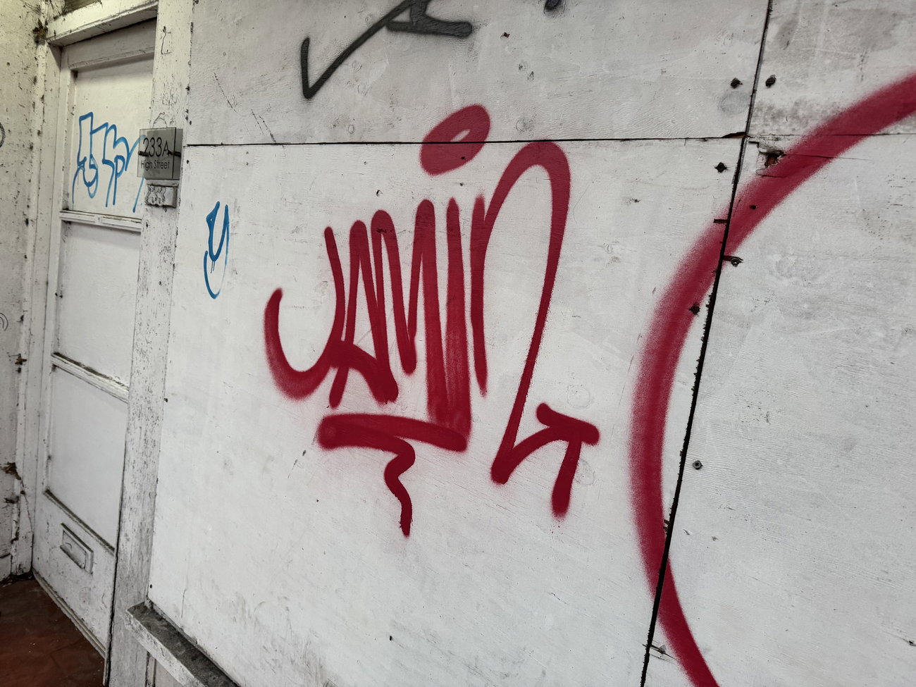 Graffiti Bombing in Rushmoor - Photo by Chels23 (2024)