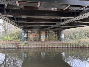 Graffiti Bombing in United Kingdom - Photo by Chels23 (2024)