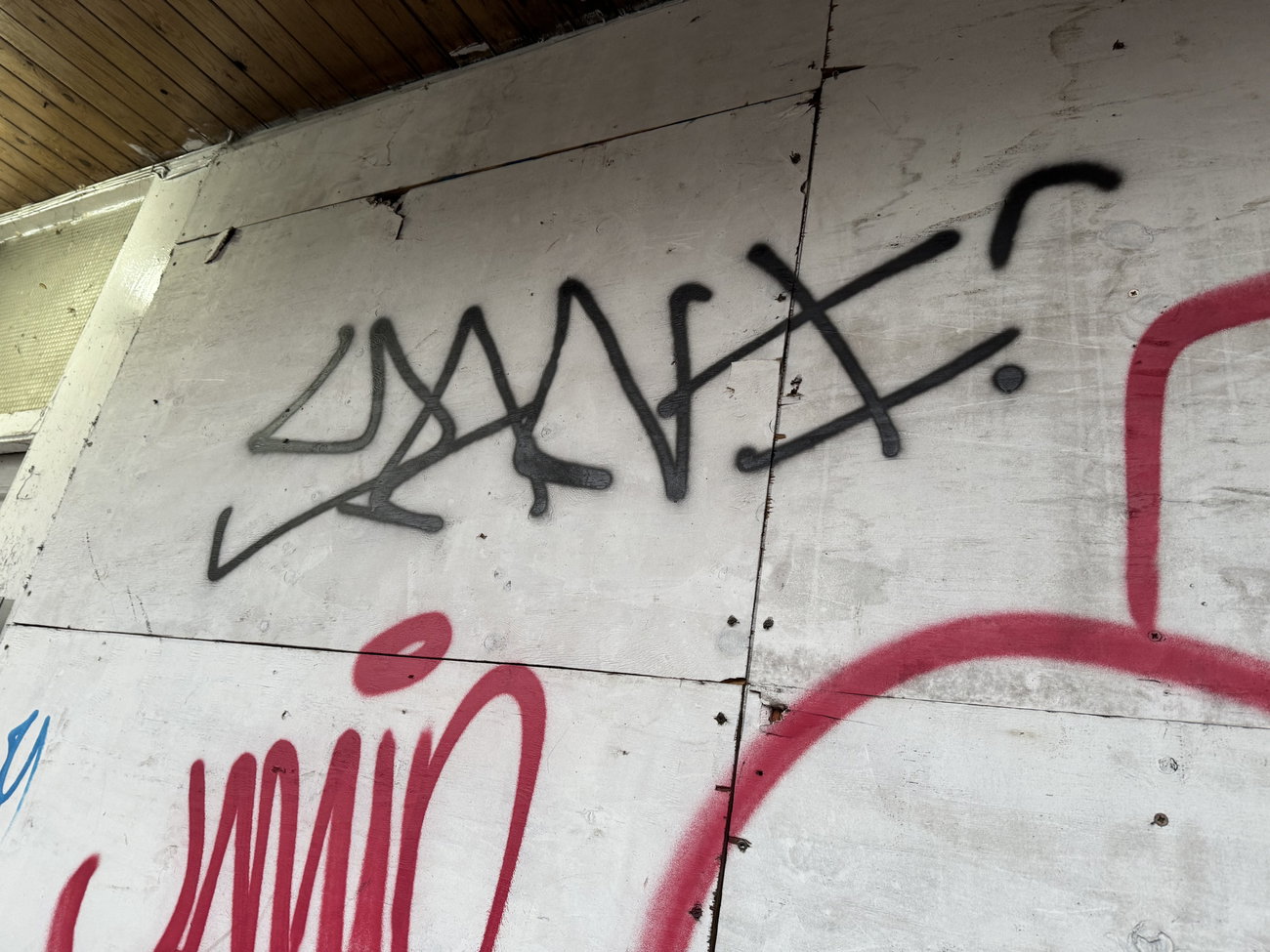 Graffiti Bombing in Rushmoor - Photo by Chels23 (2024)