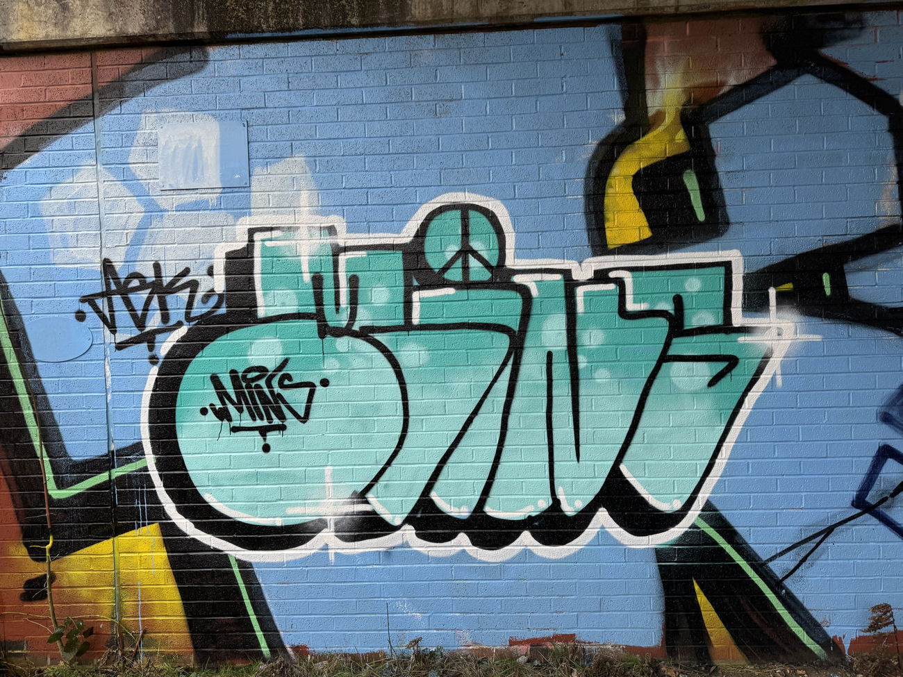 Graffiti Wall in United Kingdom - Photo by Chels23 - Mins, Minz, Aldershotgraffiti (2025)