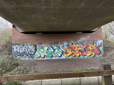 Graffiti Bombing in Ash aqueduct - Photo by Chels23 - Aldershotgraffiti (2024)