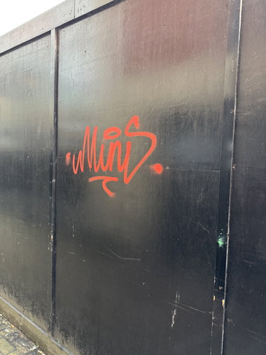 Graffiti Wall in Lidl aldershot - Photo by Chels23 - Mins, Aldershot (2024)