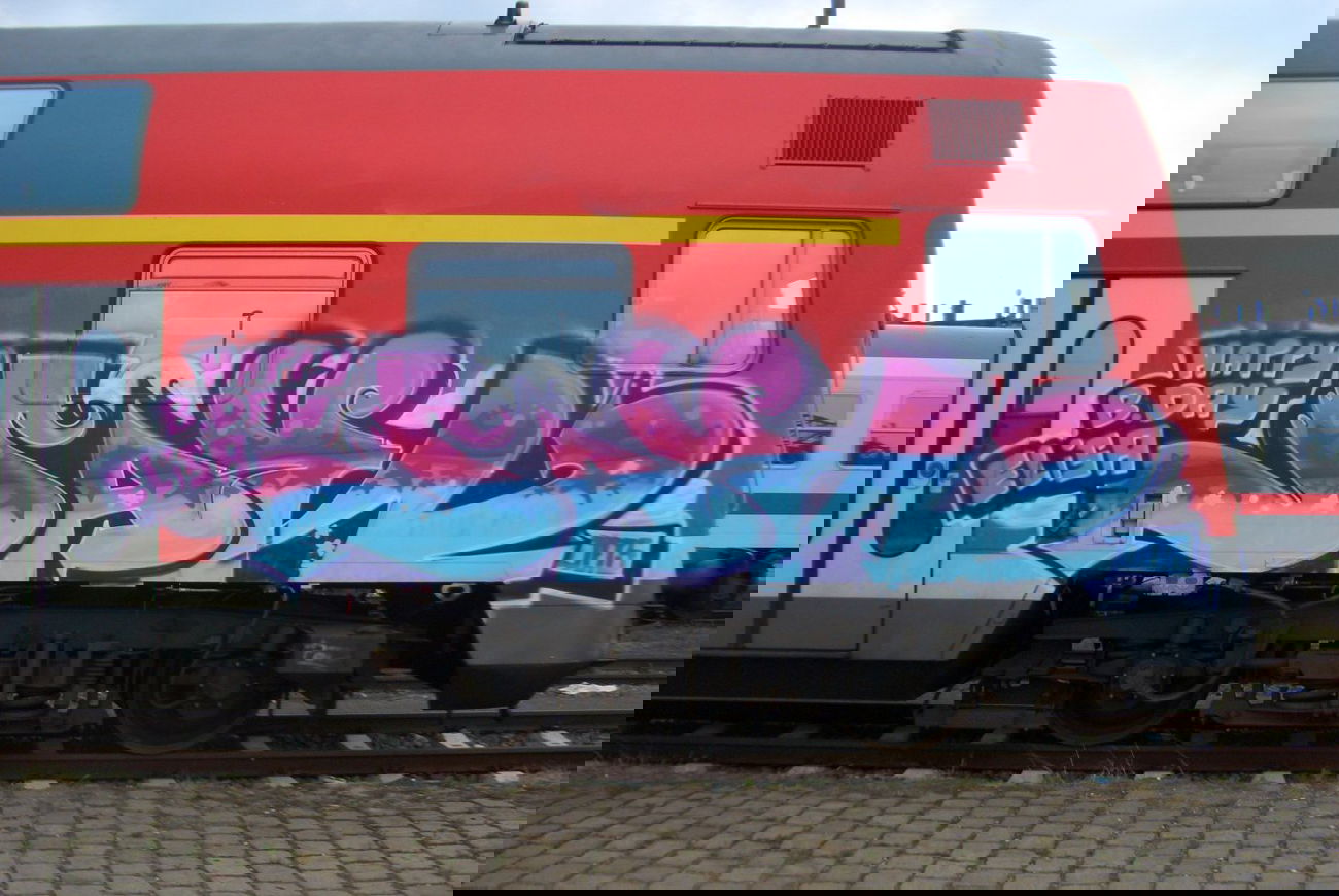 Graffiti Train in Leipzig - Photo by Chicadelic - Sain, JETS