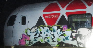 Graffiti Train in Koblenz - Photo by Chingaling - EPIK, OssisWithAttitude (2015)