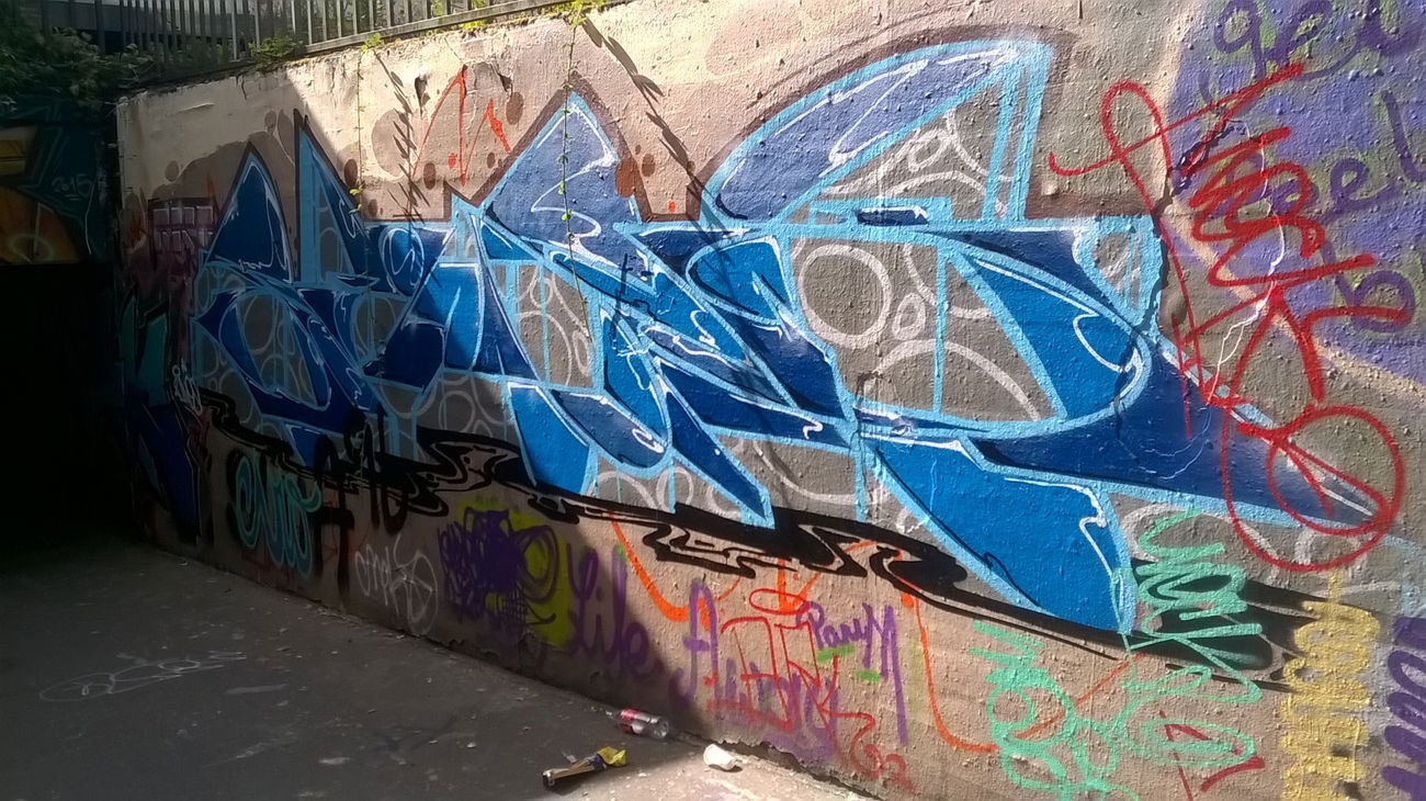Graffiti Wall in Wiesbaden - Photo by Chintz - Meeting, of, Styles (2015)