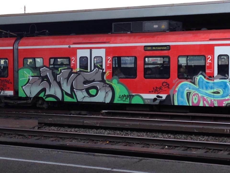 Graffiti Train in Ludwigshafen am Rhein - Photo by Chintz - Ludwigshafen, am, Rhein (2015)