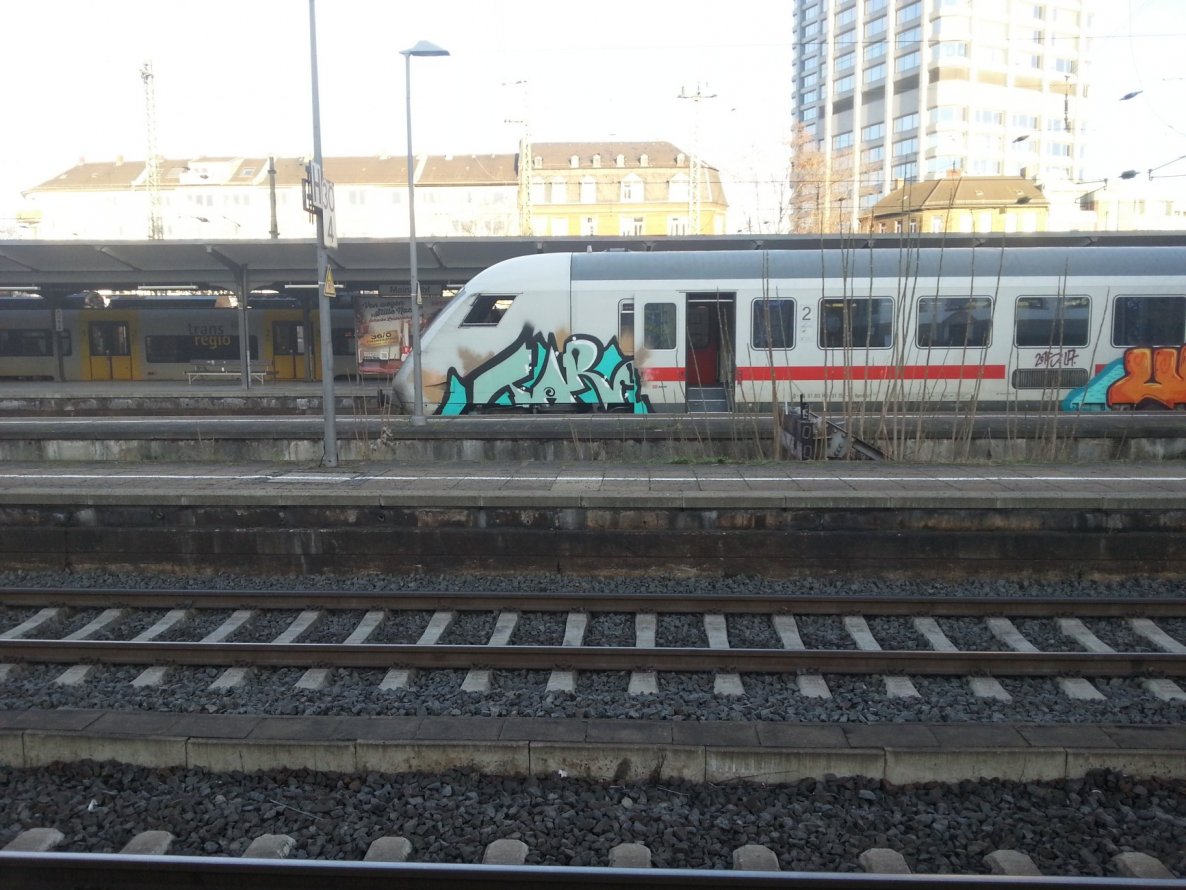 Graffiti Train in Mainz - Photo by Chintz - Mainz, Hbf (2015)