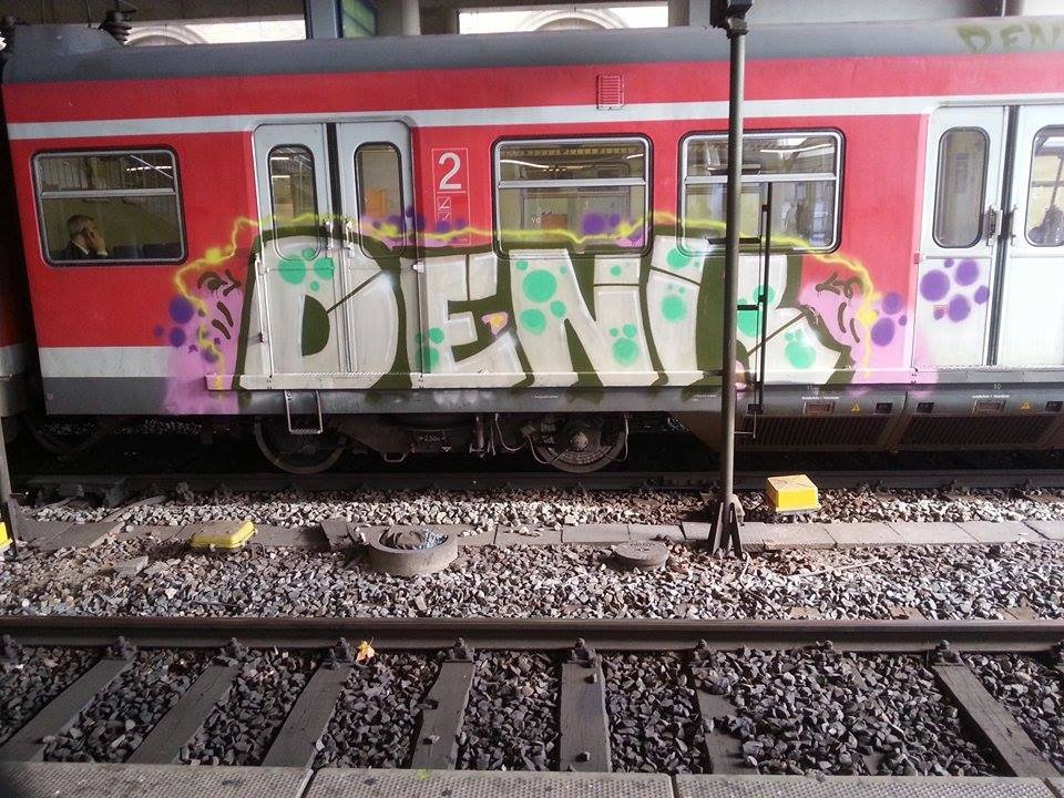 Graffiti Train in Mainz - Photo by Chintz - Denk, Mainz, Hbf (2014)