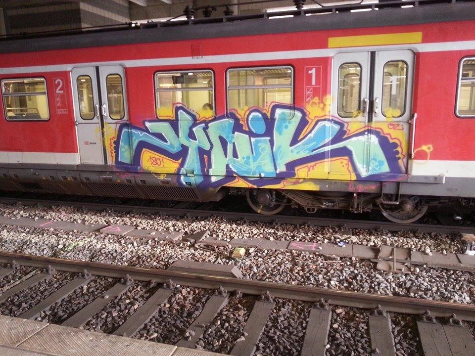Graffiti Train in Mainz - Photo by Chintz - Mainz, Hbf, S-Bahn (2014)