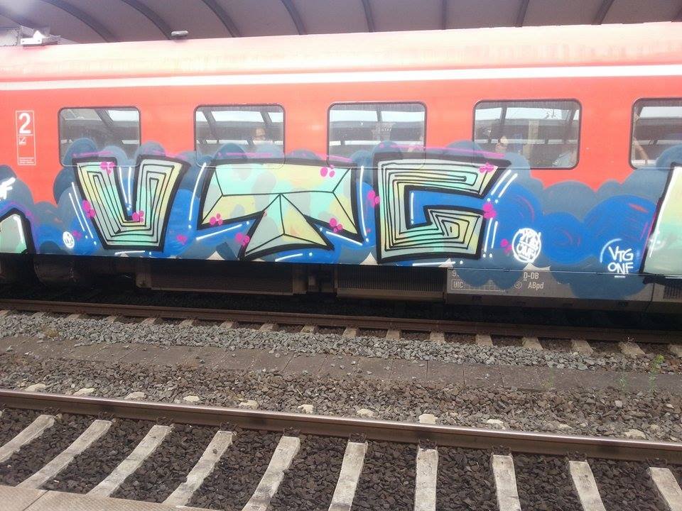 Graffiti Train in Mainz - Photo by Chintz - Mainz, Hbf, Frankfurt (2014)