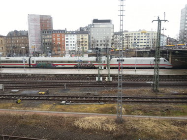 Graffiti Train in Mainz - Photo by Chintz - ICE, Mainz, Hbf (2015)