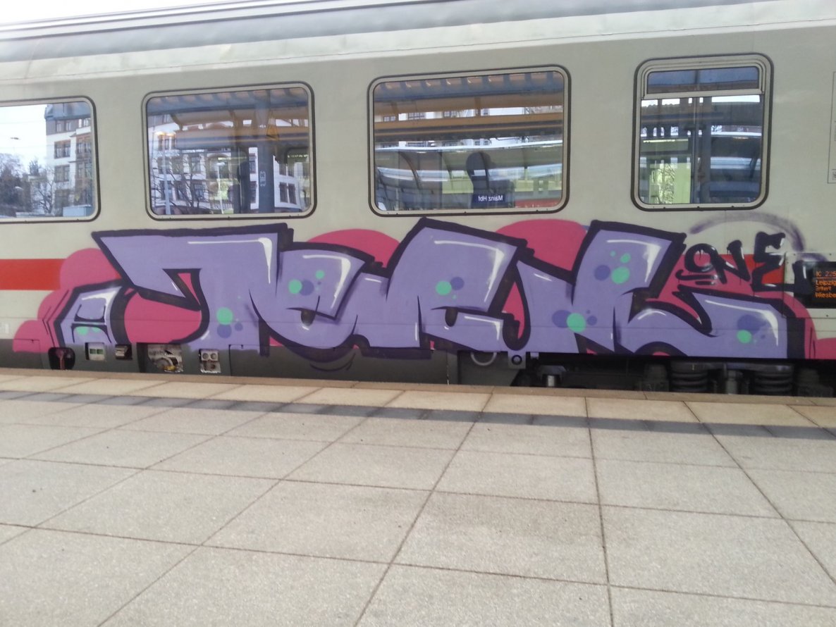 Graffiti Train in Mainz - Photo by Chintz - Mainz, Hbf, Frankfurt (2015)