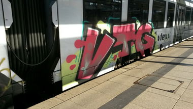 Graffiti Train - Photo by Chintz (2015)