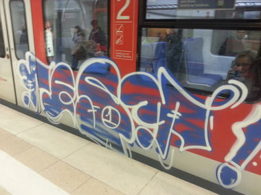 Graffiti Train in Frankfurt - Photo by Chintz - Hauptwache, Frankfurt (2014)