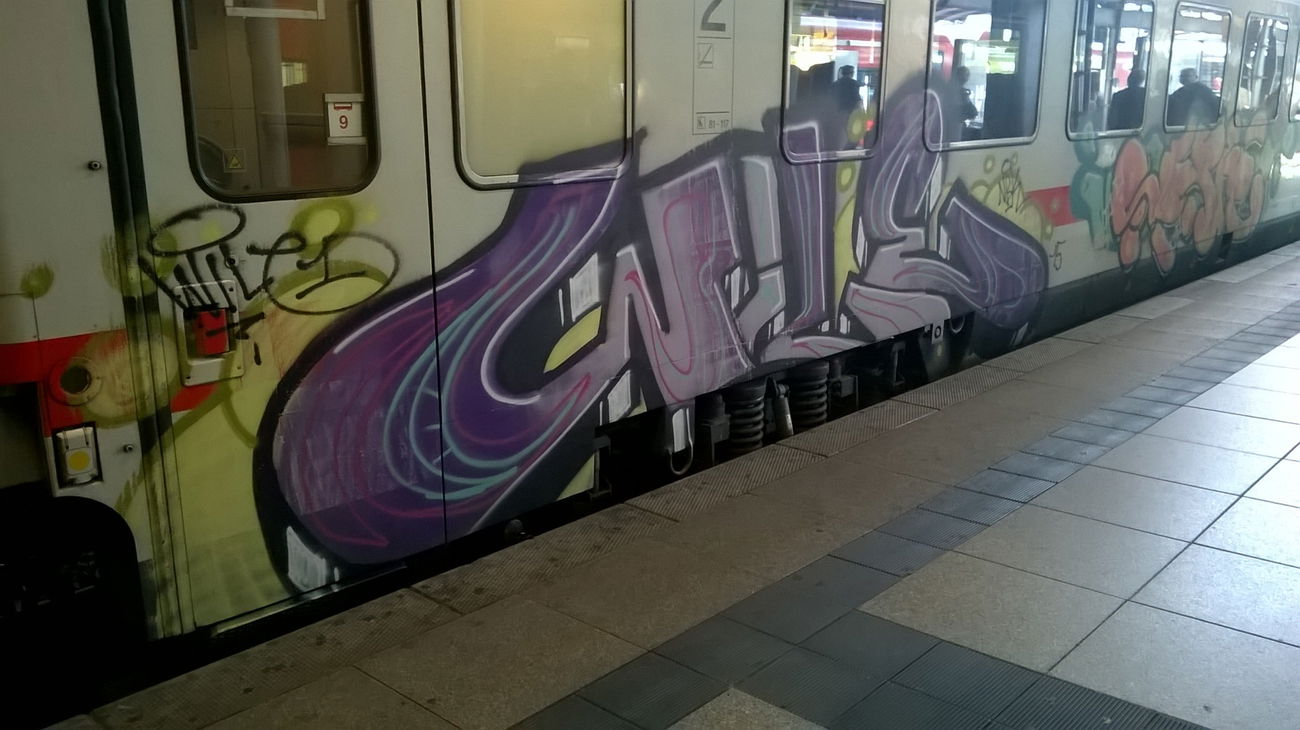 Graffiti Train in Mainz - Photo by Chintz (2015)