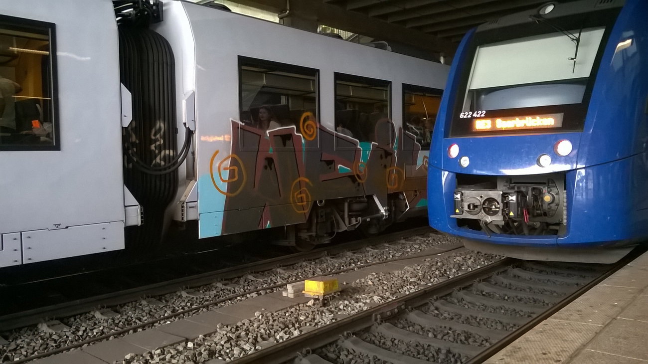 Graffiti Train in Mainz - Photo by Chintz (2015)