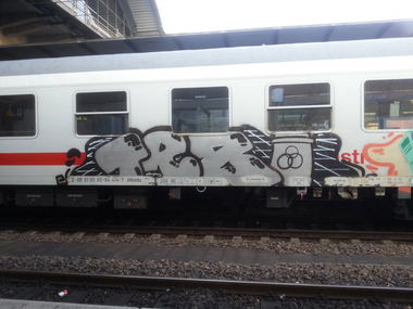 Graffiti Train in Mainz - Photo by Chintz - Mainz, Hbf, Frankfurt (2015)