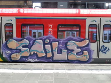 Graffiti Train in Wiesbaden - Photo by Chintz - Wiesbaden, Hbf, Mainz (2015)