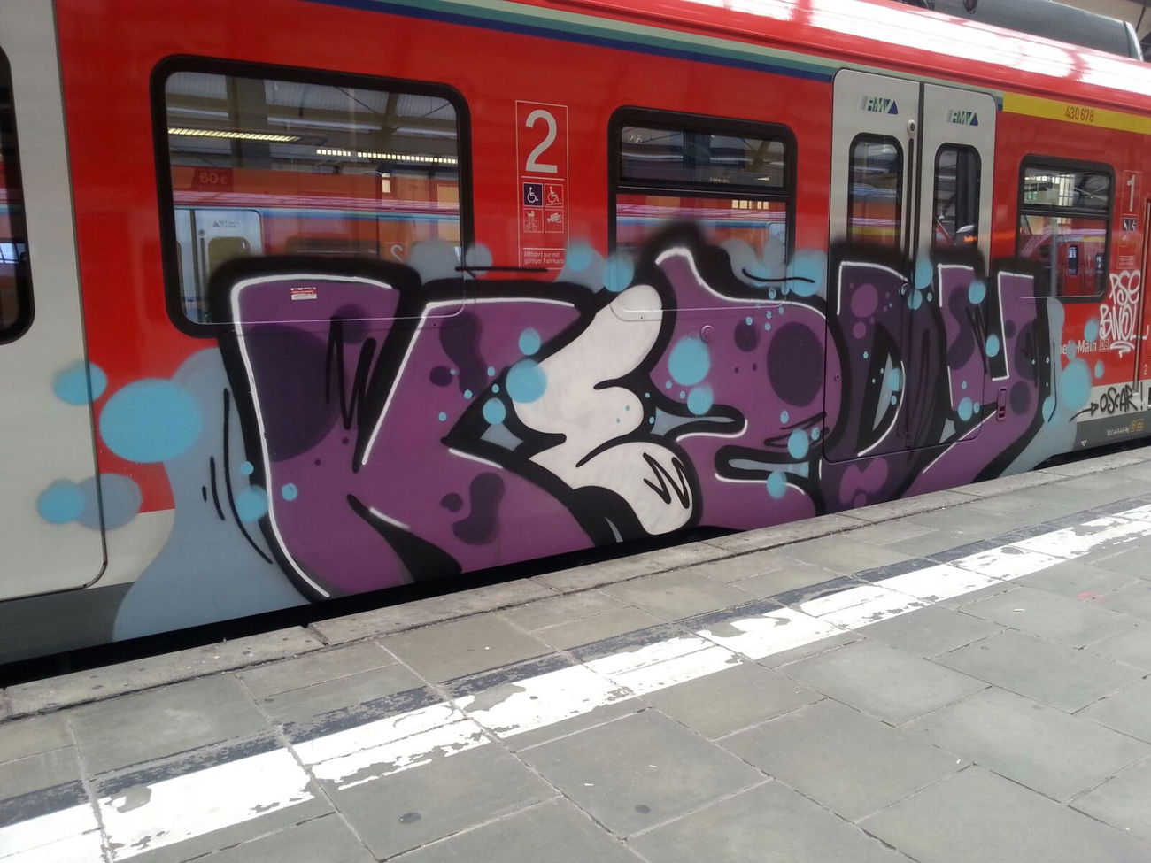 Graffiti Train - Photo by Chintz (2015)