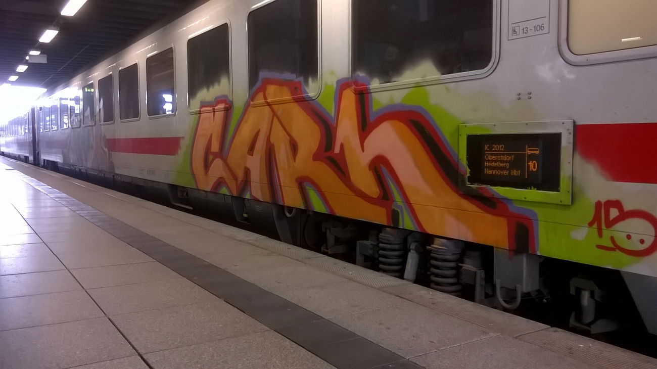 Graffiti Train in Mainz - Photo by Chintz (2015)