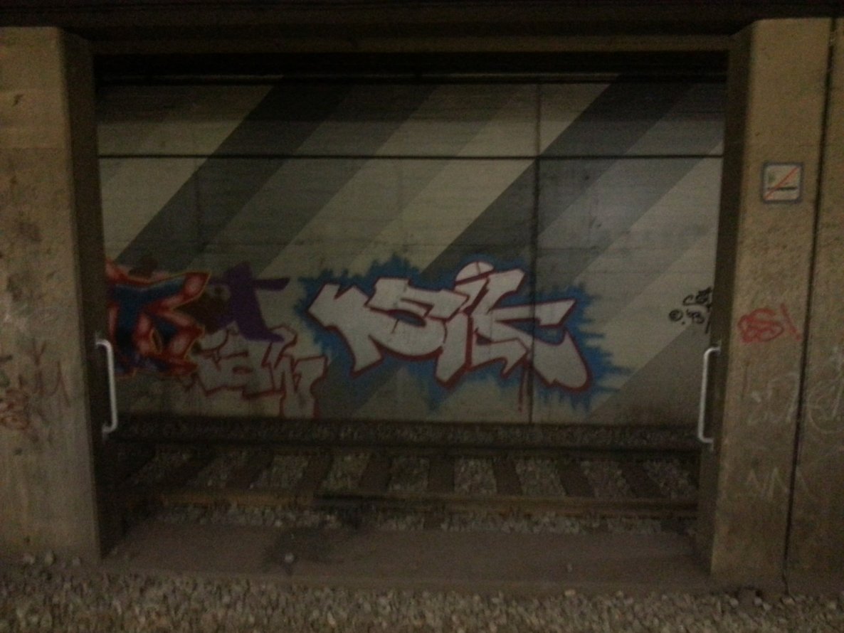 Graffiti Wall in Frankfurt - Photo by Chintz - Frankfurt, Hauptwache