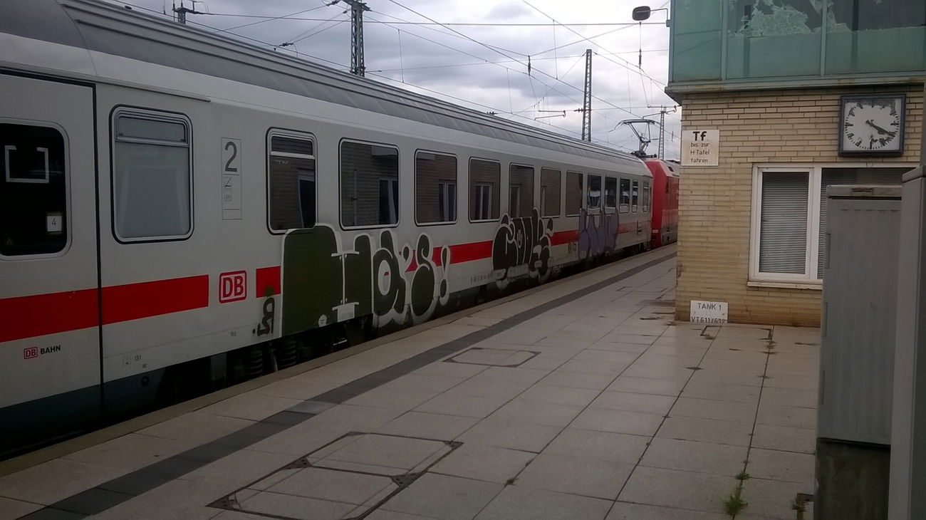 Graffiti Train in Mainz - Photo by Chintz (2015)
