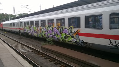 Graffiti Train in Mainz - Photo by Chintz (2015)