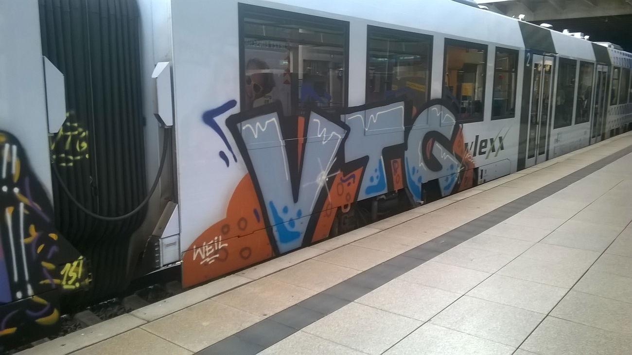 Graffiti Train in Mainz - Photo by Chintz (2015)