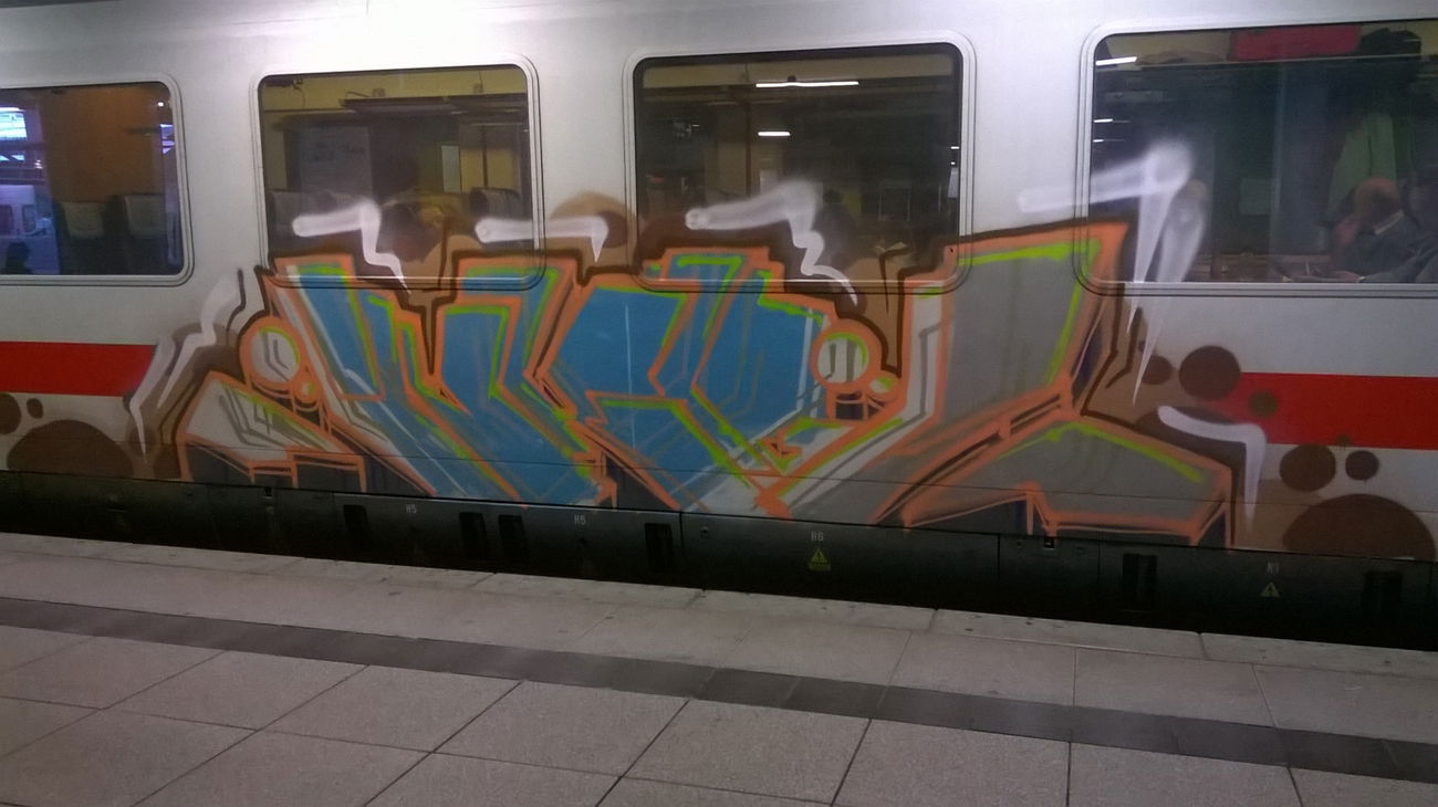 Graffiti Train in Mainz - Photo by Chintz (2015)