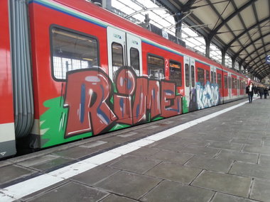 Graffiti Train in Mainz - Photo by Chintz - Mainz, Hbf, Frankfurt (2015)